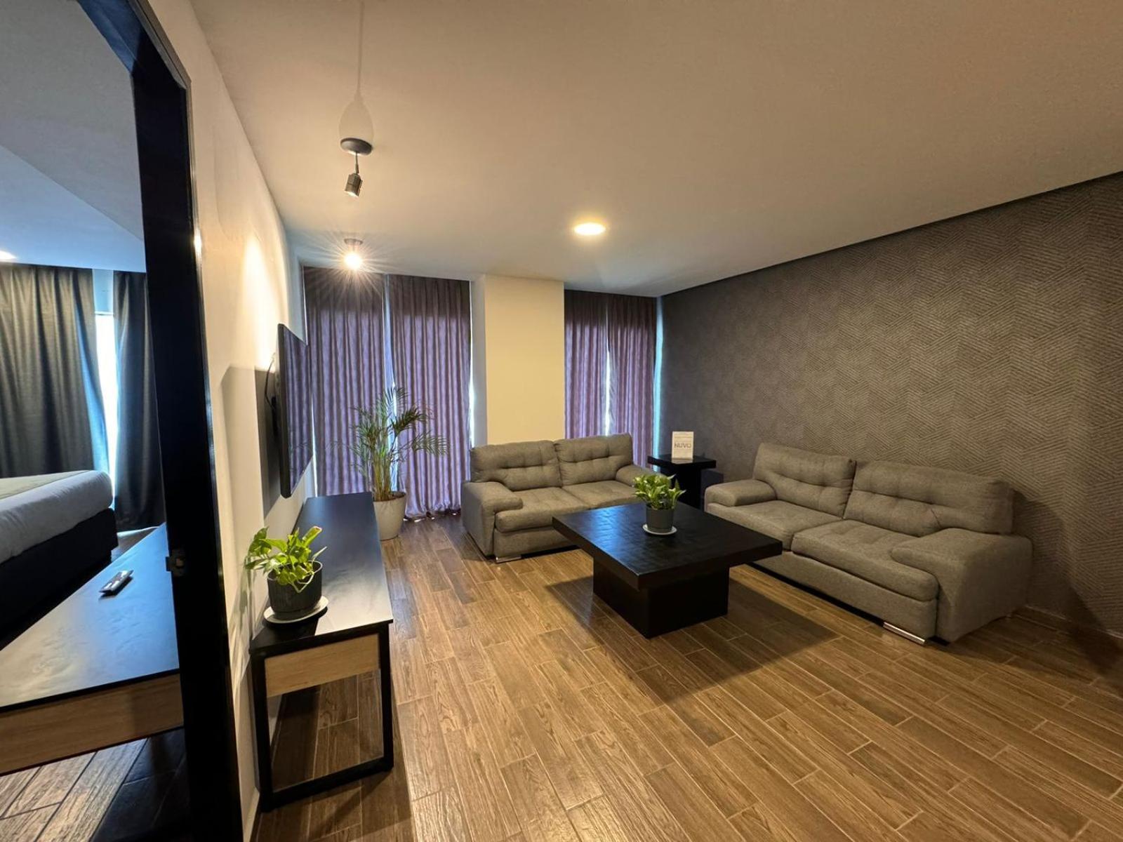 Hotel Nuvo Saltillo Buitenkant foto